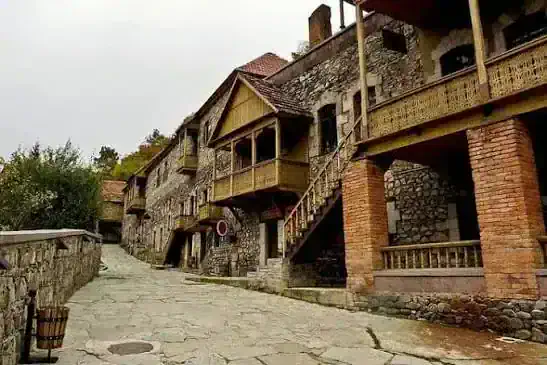 Percorso artigianale nel centro storico di Sharambeyan Street (Dilijan)